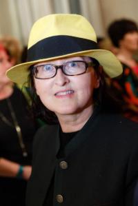 1026978_w747h560v273_FidW_080